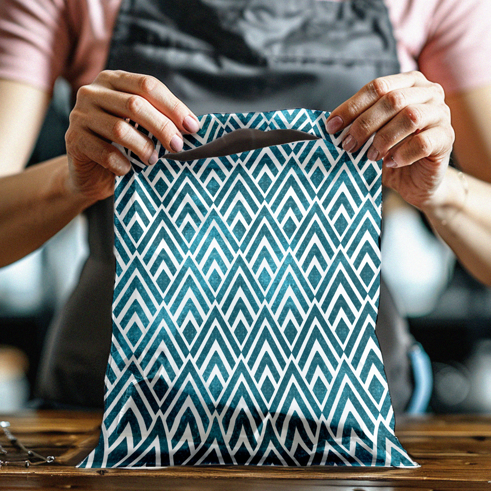 10x13 Geometric Poly Mailers – Shipping Bags for Small Business