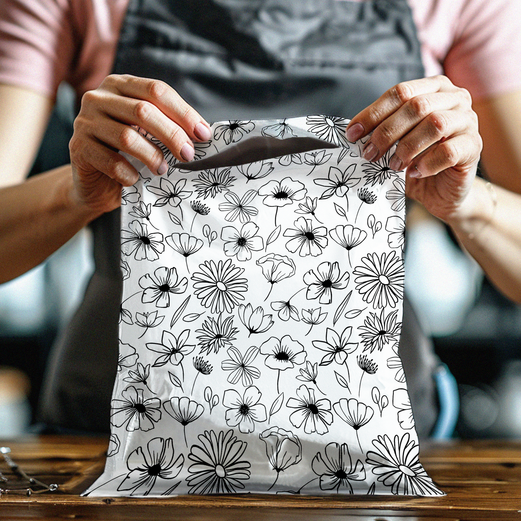 19x24 Black and White Floral Poly Mailers – Shipping Bags for Small Business