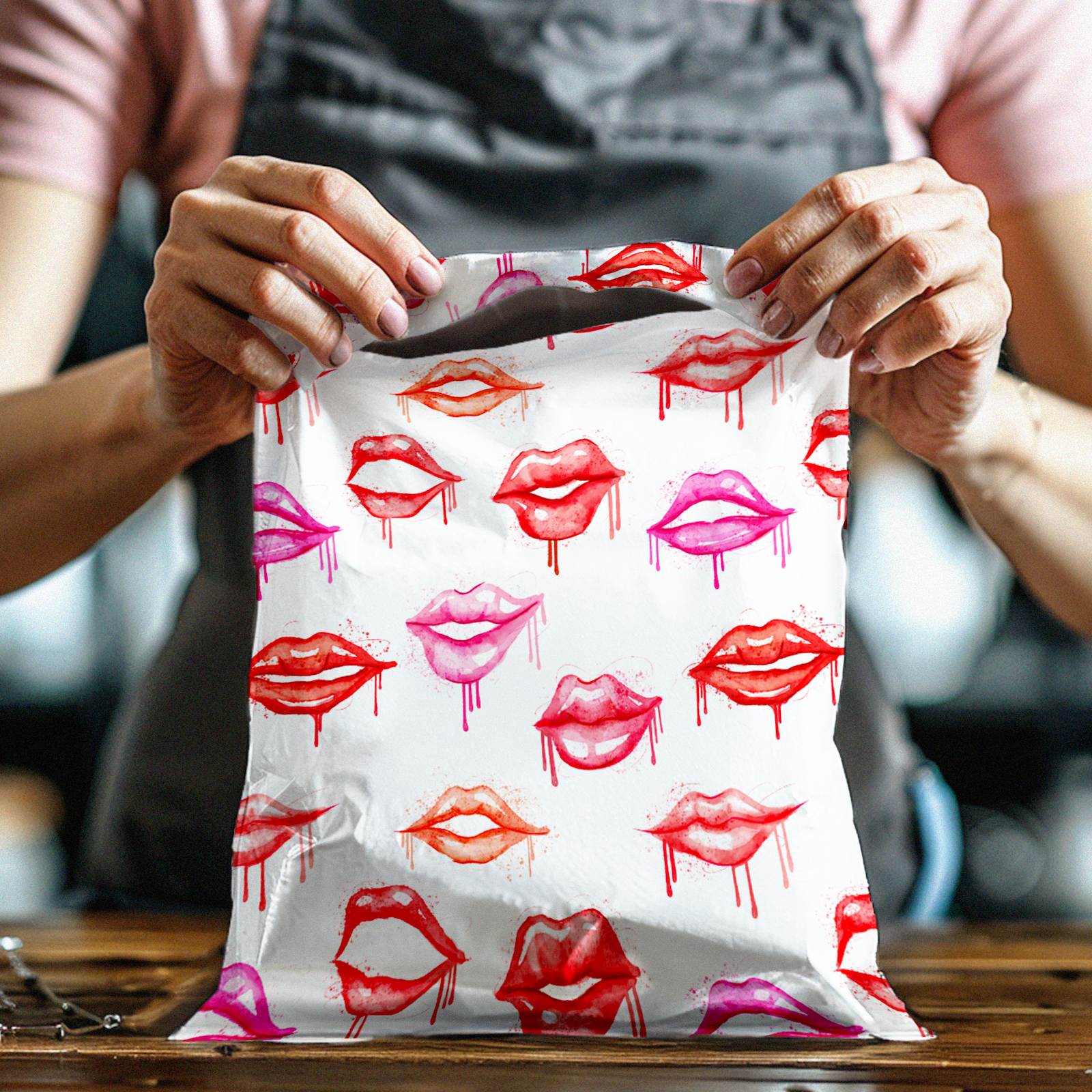 10x13 Lips Poly Mailers – Shipping Bags for Small Business